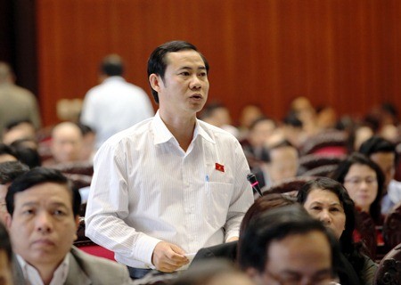 Đại biểu Nguyễn Thái Học phát biểu tại phiên họp Quốc hội
